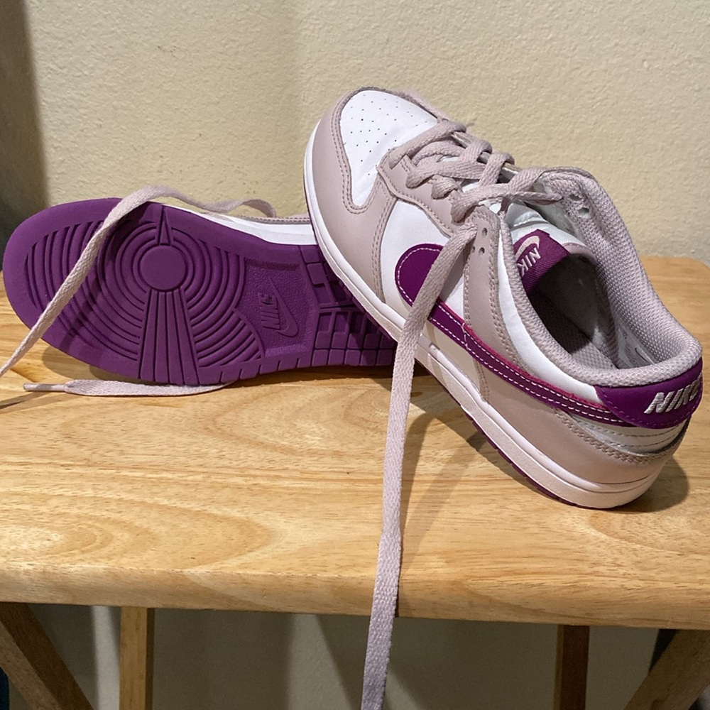 Nike dunks - Picture 3 of 3